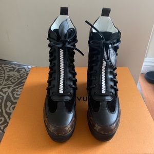 SOLD! Louis Vuitton Black Noir  Suede Desert Boot